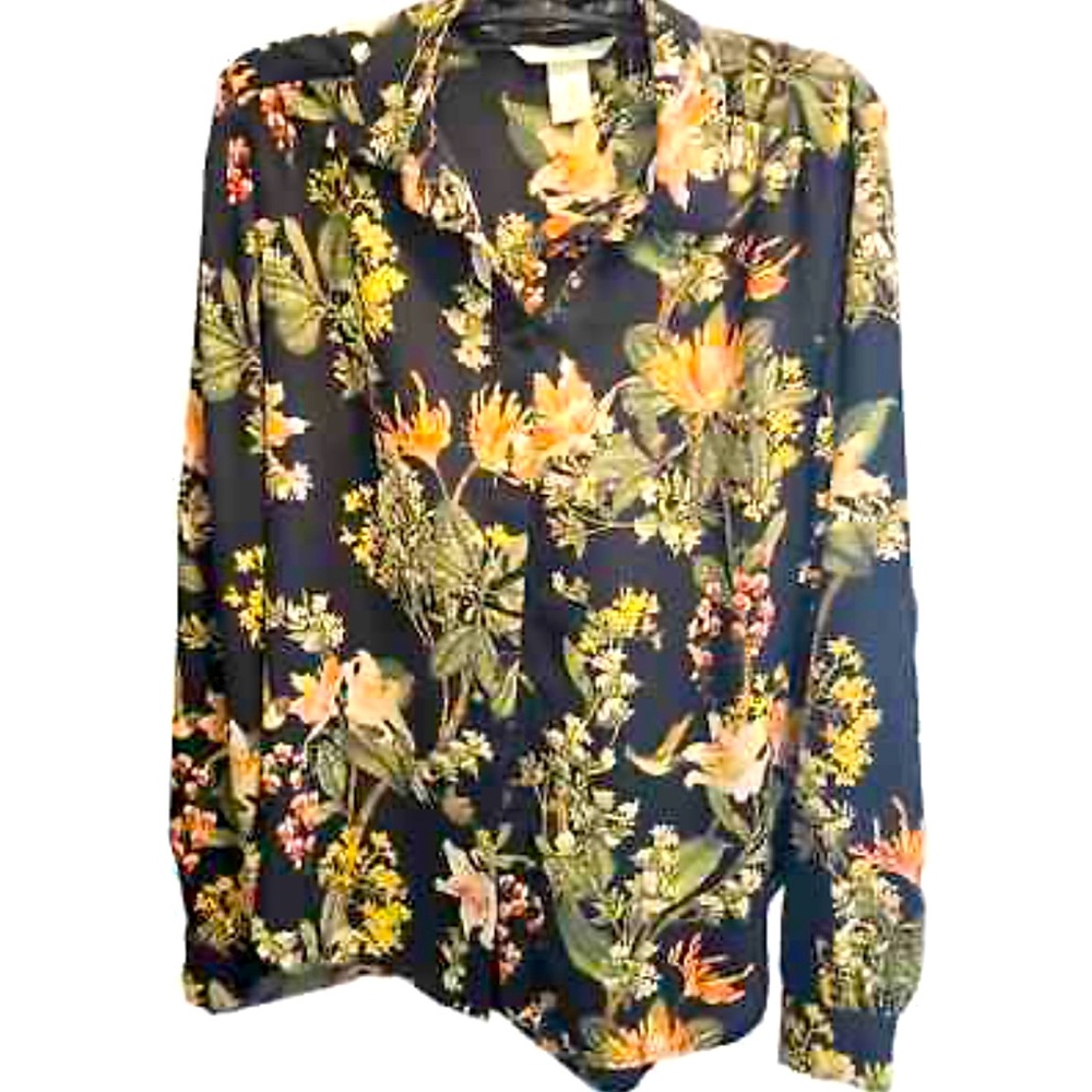 H&M Floral Button down long sleeve